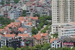 Khối địa phương chiếm hơn 92% số nh&agrave;, đất d&ocirc;i dư chưa xử l&yacute; sau s&aacute;p nhập