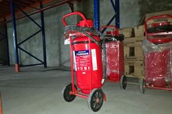 Nhiều giám đốc doanh nghiệp bị truy tố vụ hơn 1 triệu bình chữa cháy không dập được lửa