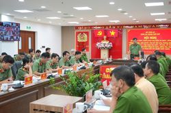 Huế: Xử l&yacute; 870 trường hợp vi phạm trật tự, an to&agrave;n giao th&ocirc;ng