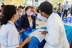 TP. Hồ Chí Minh tiếp tục rà soát, hoàn thiện dữ liệu, khám sức khỏe miễn phí cho mọi người dân