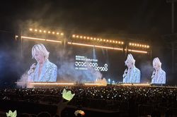 H&agrave; Nội thu 750 tỷ đồng từ 'BIGBANG 2026-2027 World Tour- XX : COSMOS'
