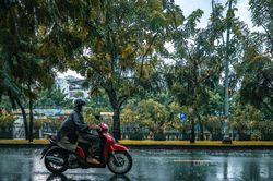 Miền Bắc chuẩn bị đ&oacute;n đợt kh&ocirc;ng kh&iacute; lạnh mới