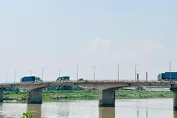 Hơn 2.300 tỷ đồng đầu tư dự &aacute;n n&acirc;ng tĩnh kh&ocirc;ng 6 cầu đường thủy