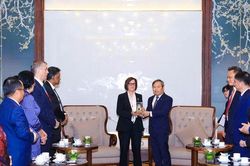 Chủ tịch UBND th&agrave;nh phố Vũ Đại Thắng: H&agrave; Nội lu&ocirc;n coi trọng kỷ luật t&agrave;i ch&iacute;nh, t&iacute;nh minh bạch