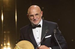 Huấn luyện vi&ecirc;n Luis de la Fuente được vinh danh ở Giải thưởng Quả b&oacute;ng v&agrave;ng 2026: Dấu ấn của những huấn luyện vi&ecirc;n T&acirc;y Ban Nha
