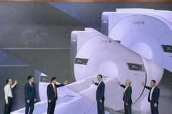 MRI 5 Tesla đầu tiên ở Đông Nam Á: Nhìn sâu vào não bộ, tìm dấu vết ung thư từ cấp độ phân tử
