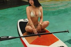 Gia nhập đường đua bikini cuối hè, hot girl Hải Phòng khoe dáng nóng bỏng trước biển, nổi bật nhờ một điểm nhấn