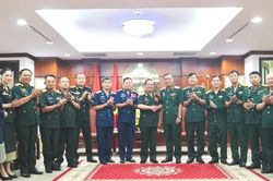 Cựu chiến binh TPHCM và Vientiane vun đắp tình hữu nghị