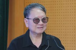 Chủ tịch Hội Nhạc sĩ Việt Nam cũng bị 'đánh gậy' bản quyền