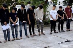 Mang hung khí đi đánh nhau để nổi tiếng trên TikTok, 17 người bị khởi tố