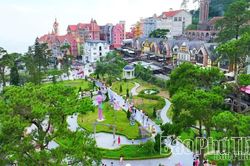 Phát triển du lịch trở thành ngành kinh tế mũi nhọn