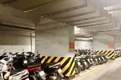 Bổ sung trạm sạc xe điện tại chung cư: Cần rà soát đồng bộ hạ tầng
