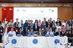 Diễn đàn pháp lý quốc tế về biến đổi khí hậu tại TP.HCM