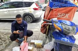 [VIDEO] Phí sàn thương mại điện tử bào mòn lợi nhuận người bán