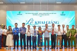 PVCollege trao bằng tốt nghiệp và khai giảng năm học 2026-2027