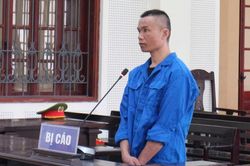 'Con nghiện' giấu ma túy trong hũ gạo để dùng dần và bán kiếm lời