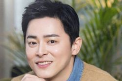 'Ông hoàng phim tình cảm' Jo Jung Suk thường xuyên bị vợ mắng