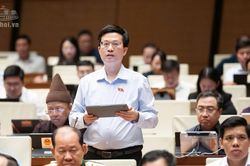 'Không nên chỉ nhìn vào mặt trái của phim ngắn trên mạng'