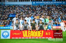 Vòng 6 V.League 2026-2027: Ngược dòng thành công, CLB Thép Xanh Nam Định vươn lên vị trí số 1 trên bảng xếp hạng