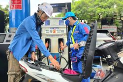 Thuế tiêu thụ đặc biệt giảm về 0%, giá xăng giảm hơn 1.800 đồng/lít