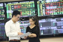 Bãi bỏ thủ tục chấp thuận chuyển quyền sở hữu chứng khoán ngoài hệ thống