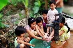 Vĩnh Long lắp thêm đồng hồ nước cho 2.152 hộ dân nông thôn