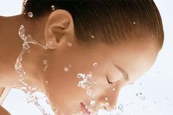 12 bí quyết dưỡng da ngày đèn đỏ