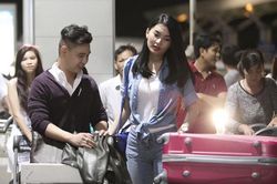 Siêu mẫu Lan Hương sang Mỹ lưu diễn cùng Ngọc Quyên