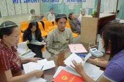 Không có di chúc, thủ tục sang tên sổ đỏ cho con trai làm thế nào?