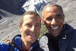 'Người sinh tồn' cùng Tổng thống Obama kiếm 3,3 triệu USD/năm