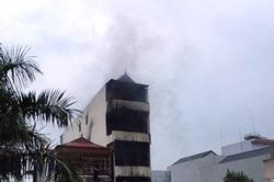 Cháy nhà, hai người tử vong