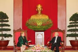 Tổng Bí thư Nguyễn Phú Trọng tiếp Tổng thống Cộng hòa Chile