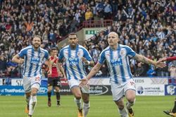 Huddersfield – Chelsea: Hãy cẩn thận với hiểm địa Galpharm!