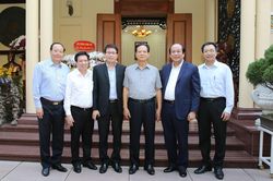 Lãnh đạo VPCP thăm, chúc tết nguyên Thủ tướng Nguyễn Tấn Dũng
