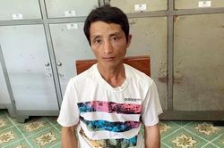 Ôm súng, bán ma túy cho các con nghiện