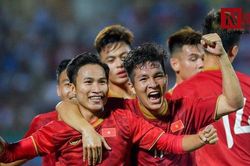 Chùm ảnh: 'Thủy chiến' đất Tổ, U23 Việt Nam đè bẹp U23 Myanmar