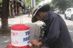Đời sống Đời sống Mát lòng nước uống miễn phí trên đường