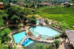 Check-in suối khoáng đẹp như tiên cảnh 'gây sốt' ở Yên Bái
