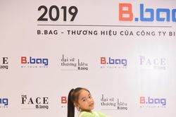 Ngắm nhìn 'siêu mẫu nhí' tự tin trình diễn thời trang The Face B.bag