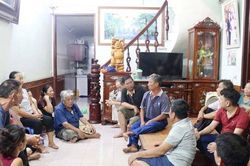 Vụ tàu cá Nghệ An bị chìm: Hơn 60 phút đối mặt với tử thần của ngư dân thoát nạn