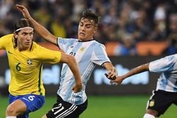 Brazil-Argentina: Hồi hợp chờ 'long tranh hổ đấu'