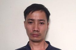 Bắt 'yêu râu xanh' vờ hỏi đường rồi dẫn bé gái đến ngôi nhà vắng để giở trò đồi bại