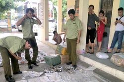Quảng Nam: Bắt giữ xe khách Hoàng Long nghi vận chuyển hàng lậu