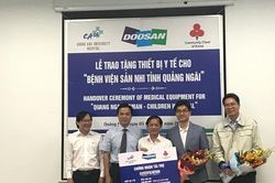 Quảng Ngãi tiếp nhận máy siêu âm xách tay trị giá nửa tỷ đồng