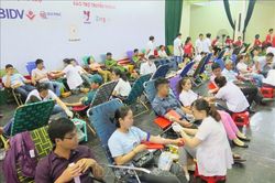 Hàng nghìn người dân tham gia ngày hội hiến máu tại Khánh Hòa