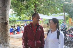 Gập ghềnh con chữ của Vang