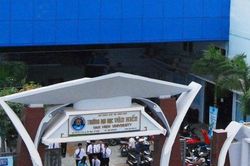 61 tuổi đi học đại học được miễn 100% học phí