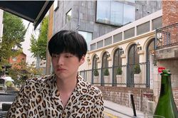 Vợ chồng Goo Hye Sun - Ahn Jae Hyun 'hack tuổi', gây sốt mạng xã hội vào sáng sớm