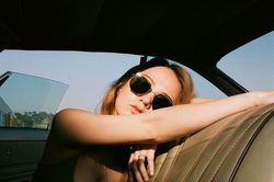 Bạn trai Việt kiều kém tuổi của 'bé' Xuân Nghi là ai?