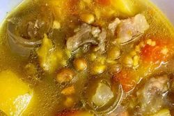 Nấu cháo đuôi bò, chân bò đãi cả nhà ngày nắng nóng